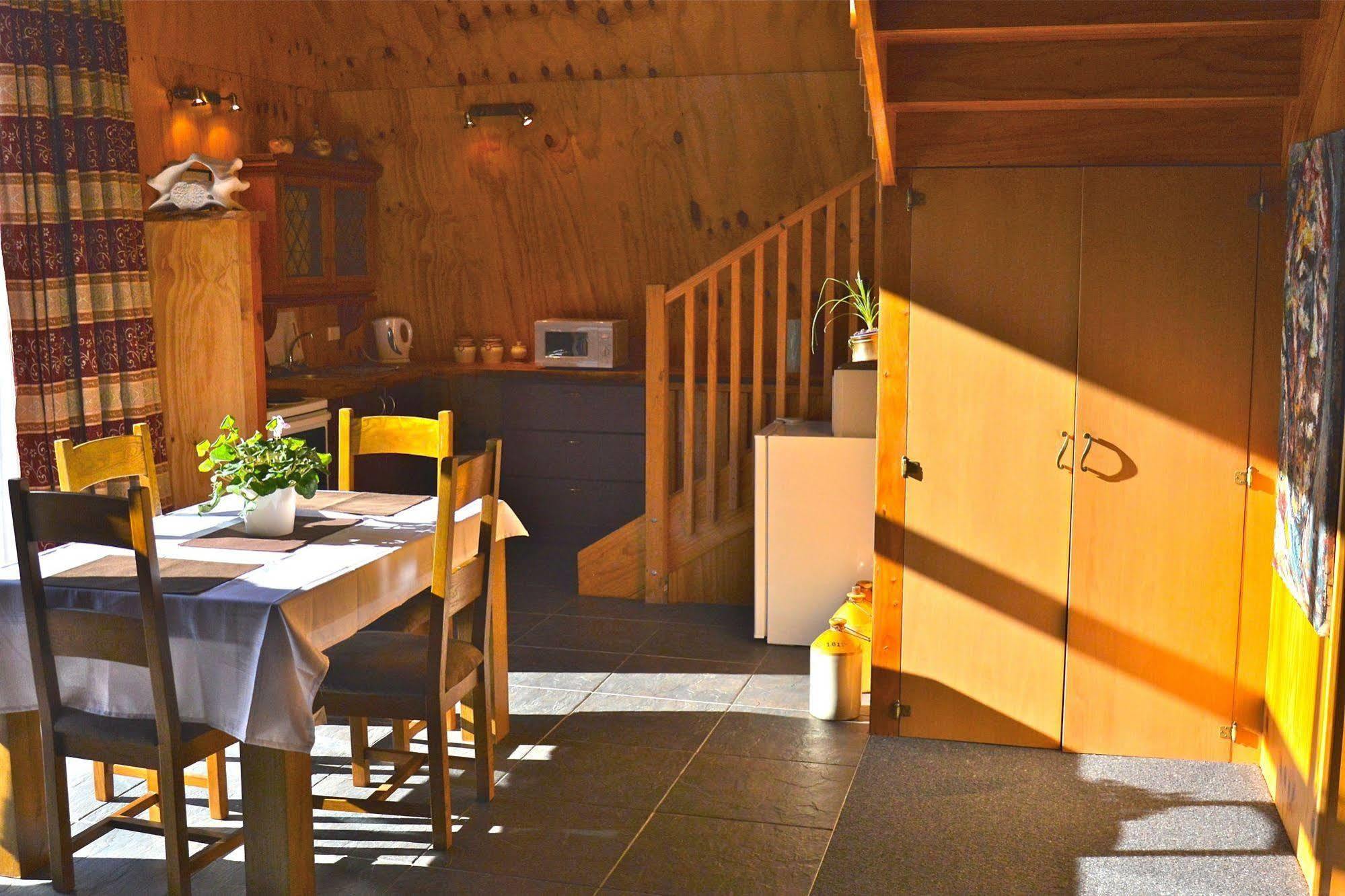 Barn Bed And Breakfast Waitati 외부 사진