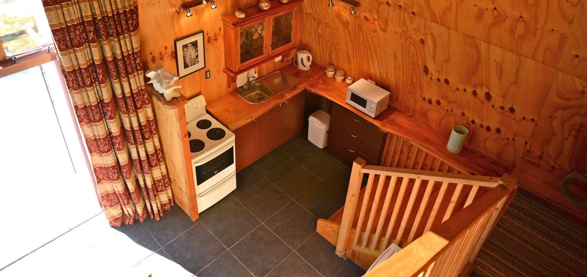 Barn Bed And Breakfast Waitati 외부 사진